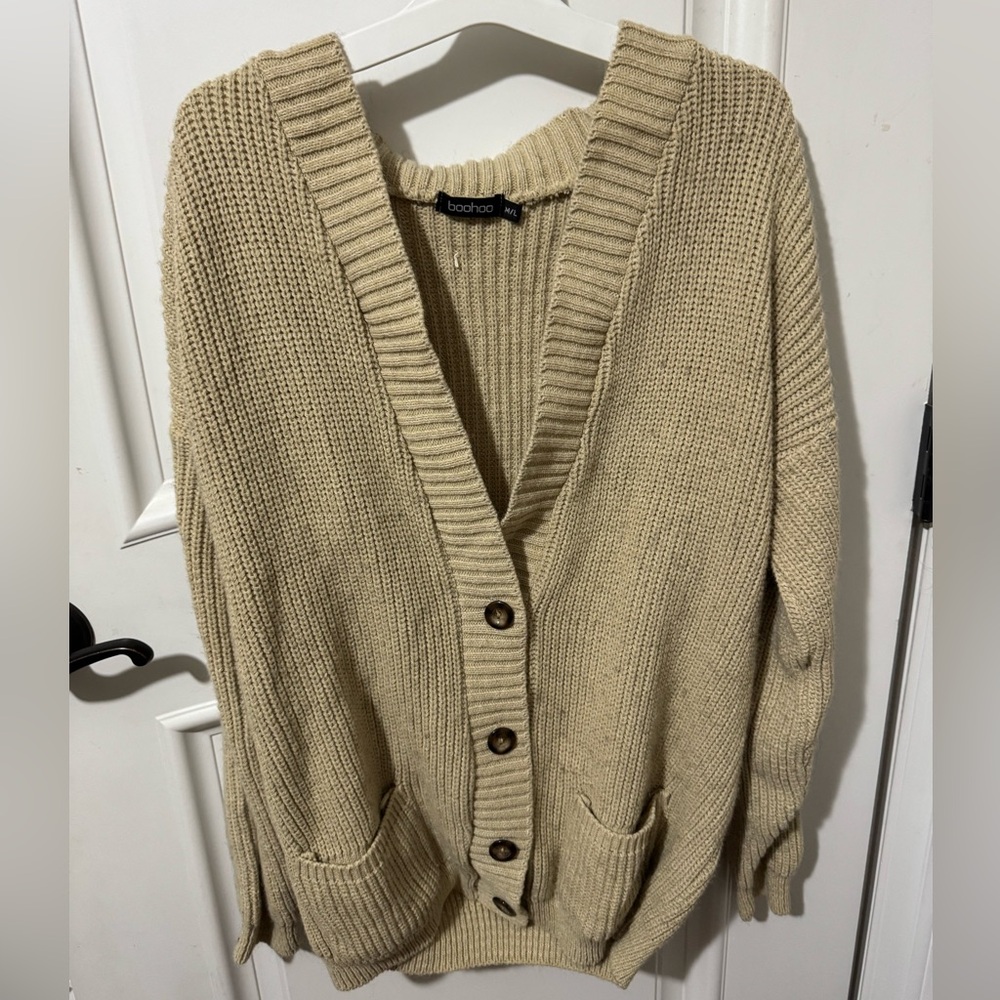 Boohoo Women's Beige Cardigan Sweater